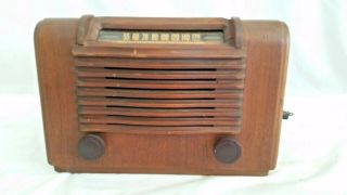 Westinghouse 1941 Model WR - 12X3 Vintage Table Radio 2