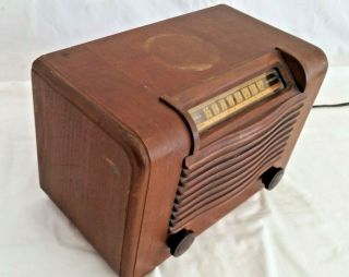 Westinghouse 1941 Model WR - 12X3 Vintage Table Radio 3
