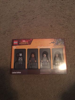 Lego The Advengers - Marvel - Heroes - Limited Edition - Minifigures