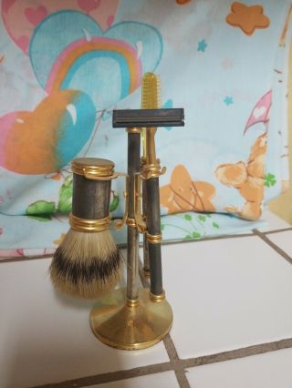 Vintage Shaving Kit With Stand,  Toothbrush,  Razor & Brush