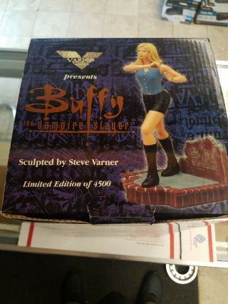 Buffy Statue Buffy the Vampire Slayer - by Steve Varner Studios LIMITED 12 