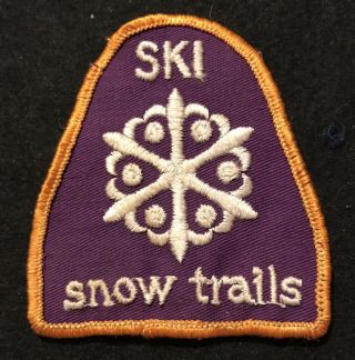 Snow Trails Vintage Skiing Ski Patch Mansfield Ohio Resort Souvenir Travel