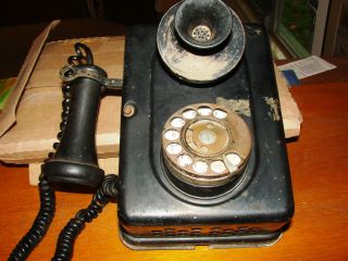 Antique Vintage Automatic Electric Company Rotary Wall Phone
