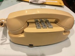 Beige Western Electric Princess Phone - Push Button Loc Tu9