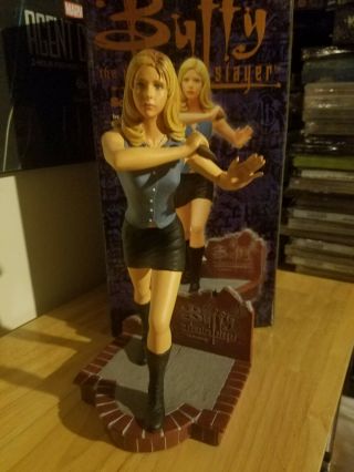 Buffy Statue - Buffy The Vampire Slayer Varner Studios Sideshow Ltd Ed