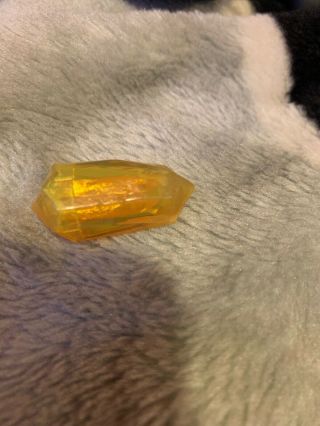 Disneyland Galaxy’s Edge Star Wars Yellow Kyber Crystal For Savi Lightsabers