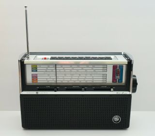 Vintage Ge General Electric World Monitor Model Am Fm Shortwave Radio