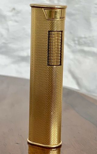 Dunhill Gold Plated Lighter Serial Number 3910750 Engined Turned Decoration 7cm