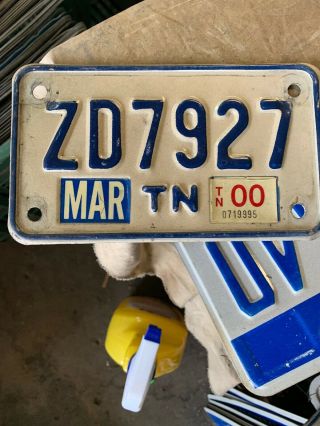 Tennessee Motorcycle License Plate 1995.  Tag 2000.  Zd - 7927.