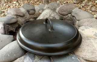 Griswold Large Block Logo No.  9 Cast Iron Self Basting Dutch Oven Lid Cover