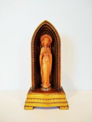 Goldscheider Hand Carved Madonna & Altar,  Plays Silent Night,  10 " Made In Italy