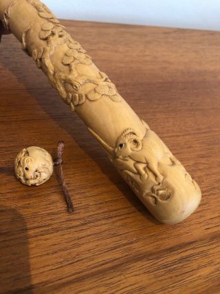 Japanese Kiseru Pipe Case Finely Carved Boxwood Signed & Matching Ojime 3