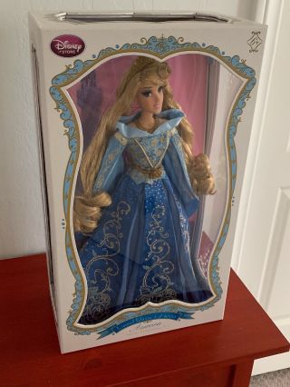 Disney Store Limited Edition Deluxe 17 " Aurora Sleeping Beauty Blue Dress Doll