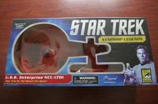 2017 Sdcc Excl Diamond Select - Star Trek Uss Enterprise Ncc - 1701 " Final Flight "