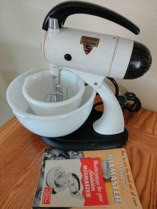 Vintage Sunbeam Automatic Mixmaster S 7b Stand Mixer 10 Speed Bowls Beaters Book