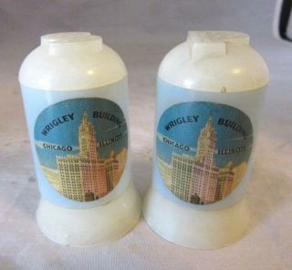 Vintage Wrigley Building Salt & Pepper Shaker Souvenir.  Chicago,  Il