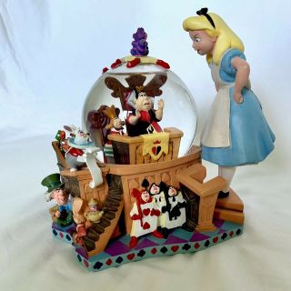 Disney Alice In Wonderland 50th Anniversary Snow Globe - The Trail Queen Of Hear