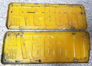 1915 Iowa License Plate PAIR Extremely RARE 119957 Yellow 4
