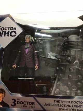 Dr Who Action Figure Third Doctor With Anti Reflecting Dalek