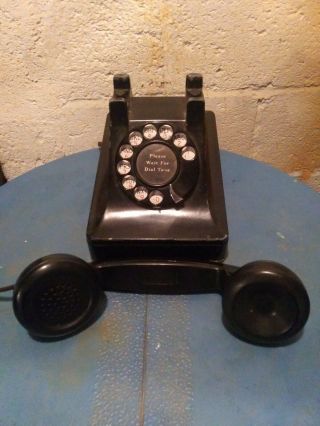 Vintage 1940 ' s Western Electric Bell Systems Black Rotary Dial Telephone antique 2
