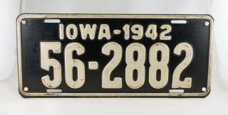1942 Iowa Passenger License Plate - -
