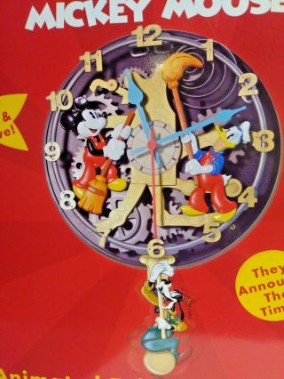 Disney Mickey Mouse The Cleaners Animated Talk & Move Wall Clock 6