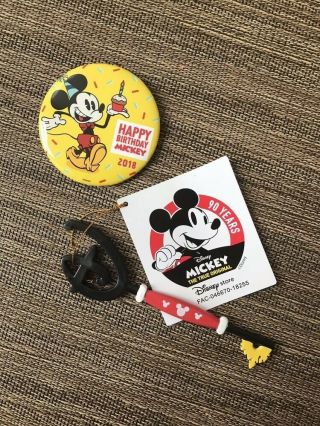 Disney Store Mickey Mouse 90th Anniversary Birthday Key And Button