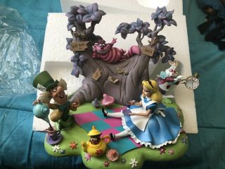 Disney/ Disneyland Paris Exc.  - Alice In Wonderland Figurine Medium Fig