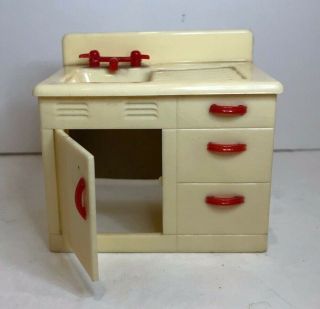 Vintage 1940s RENWAL Dollhouse Furniture,  KITCHEN SINK No.  K 68 — EUC 2