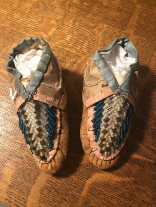 Child 5 " Antique Native American Iroquois Mohawk Indian Beaded Moccasins