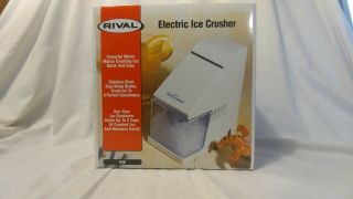 Vintage Electric Ice Crusher Rival Model 840 White With Tray