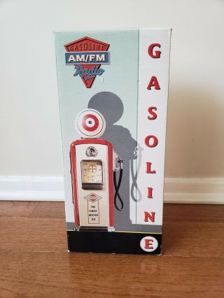 Vintage Plastic Gasoline Pump Mini Am - Fm Radio