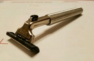 Vintage 80 ' s SCHICK Injector & Gillette Atra Razor Blade Refill Shaving Grooming 6