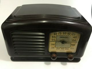 Vintage Montgomery Ward Airline Bakelite Tube Radio -