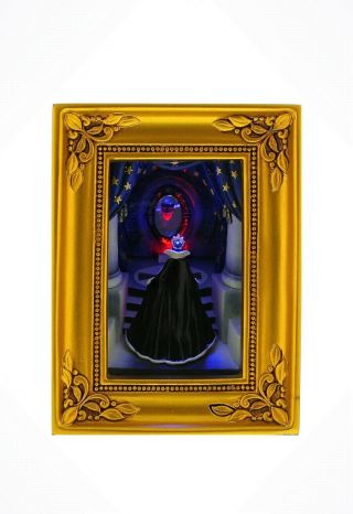 Disney Parks Gallery Of Light Snow White Evil Queen Olszewski Light Up Figurine