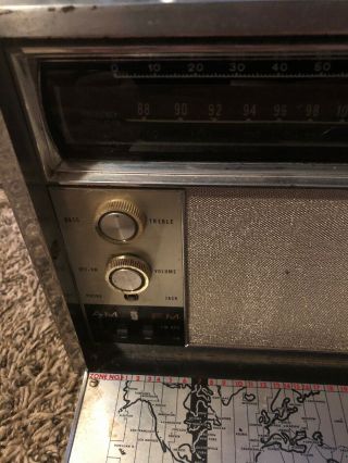 Zenith Trans - Oceanic Royal 3000 - 1 Multiband AM FM Radio Vintage Turns On 4