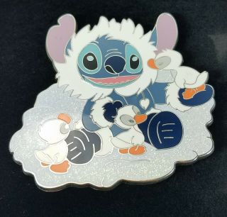 2009 Disney Arctic Winter Lilo & Stitch Pin On Card Le 100