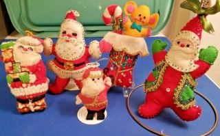 5 Vtg Assorted Hand Made From Kit Felt & Sequin Christmas Ornaments - Santas