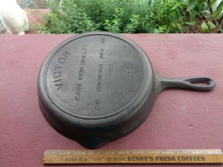 Antique No 8 Victor Griswold Cast Iron Skillet Iron Frying Pan Fully Marked