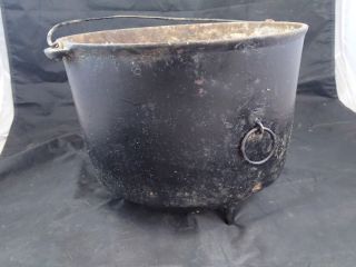 Antique Wagner Ware Early 9 Cast Iron Kettle 3 Footed Bean Pot Dutch 2