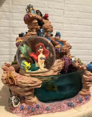 Disney Store Ariel Little Mermaid Water Fountain Snow Globe Rare -