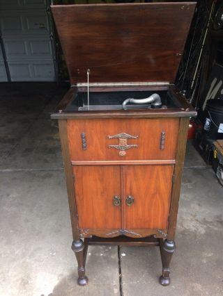 Antique Victrola Style Upright Phonograph Record Player