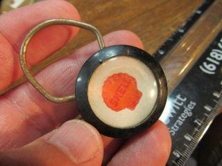 Shell Oil Gas Company Vintage Keychain Charm Medal Automobile Car (19f3)