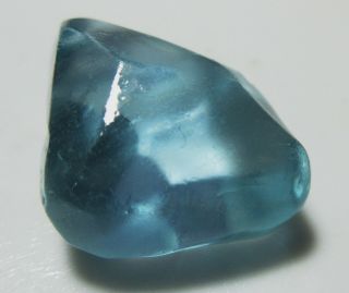 31.  90 Crt Flawles Strong Sky Blue Topaz Flawless Facet Rough B44