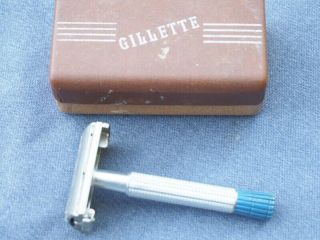Vintage Gillette Blue Tip Speed Safety Razor With Box A3