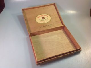 Vintage Wooden Cigar Box: Mario Palomino Cigars,  The Palomino Cigar Co.  Jamaica 4