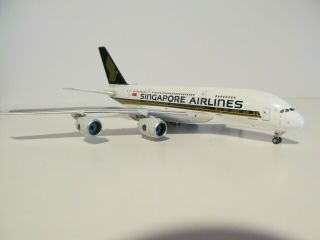 Singapore Airlines Airbus A380 - 800 1/400 Scale Phoenix Models