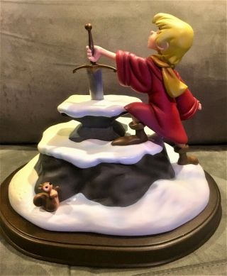 DISNEY 2002 DISNEYANA CONVENTION SWORD in the STONE FIGURE LE 500 Signed 2