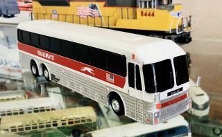Custom Made Eagle 20 Trailways Hand Made Model Bus Toy 1/48 Scale