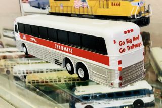Custom Made Eagle 20 Trailways Hand Made Model Bus Toy 1/48 Scale 5